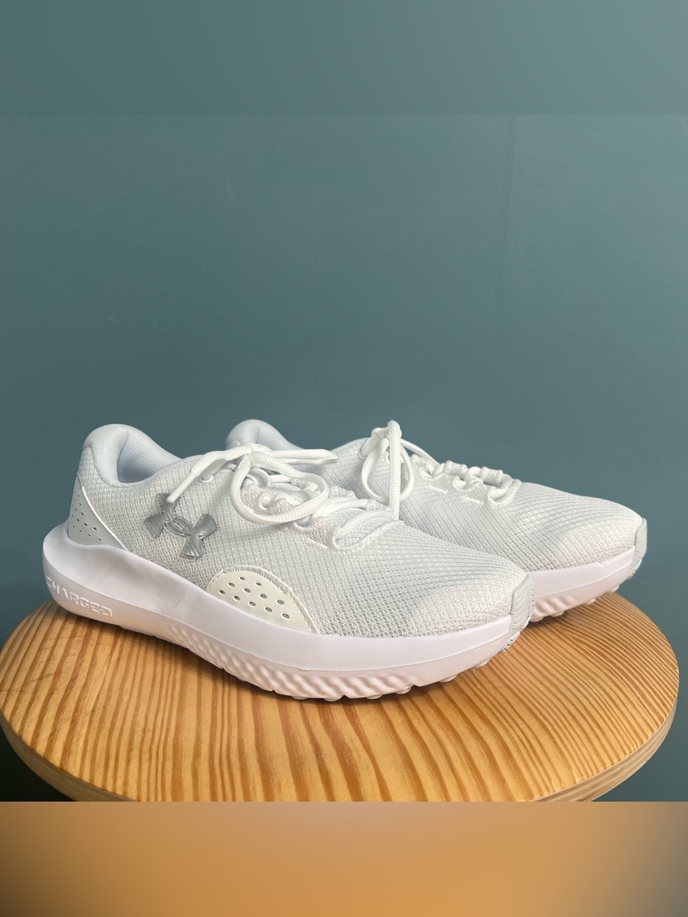 Under Armour Charged Surge 4 White Running Shoes Women’s Size 8.5